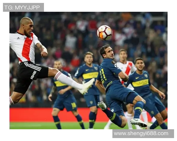 足球巨星同场竞技 技巧对决精彩瞬间全纪录